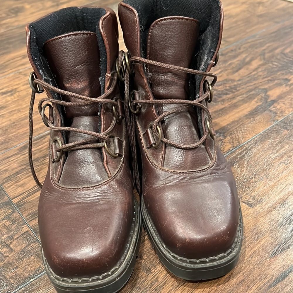 Sorel Sedona leather boots size 8 in EUC brown and black lace up combat boots - Picture 3 of 11